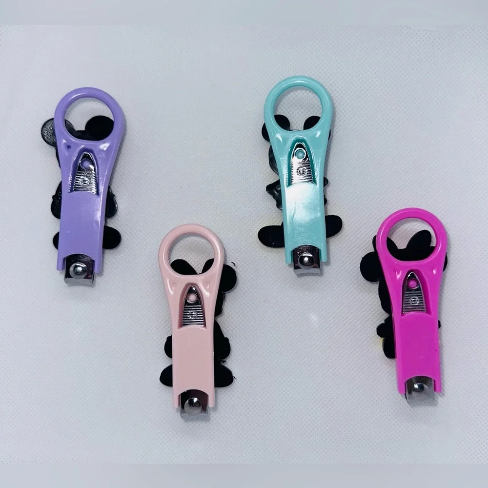 NIB Cute Mickey/Minnie Kids Nail Clippers